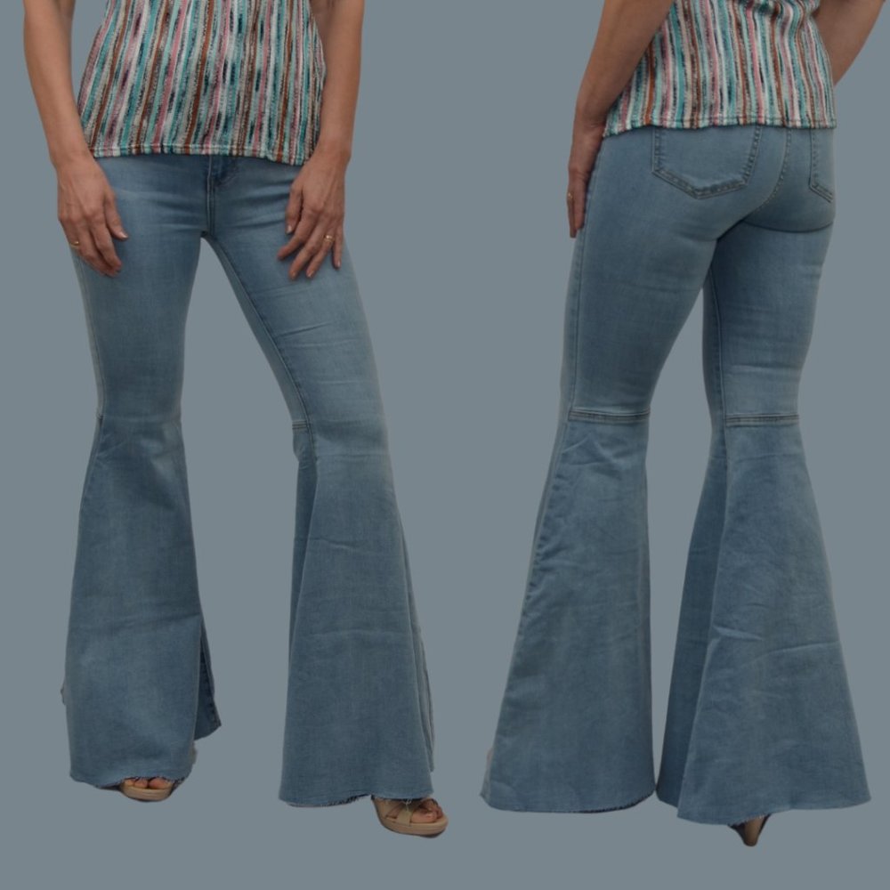 Free People | Just Float On Flare Jeans | Size 27 | Bermondsey